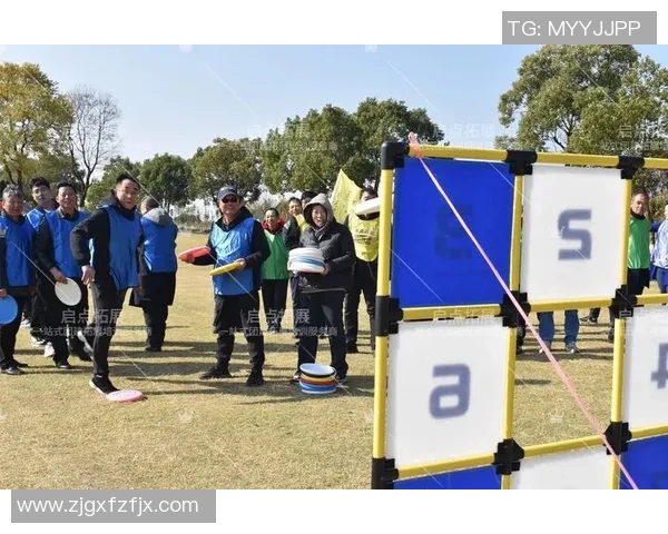 南京飞盘队在飞盘节奏排行榜中荣获第8名展现团队实力与风采